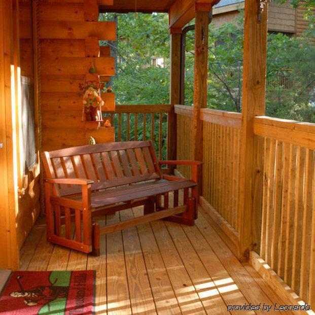 Cabins At Grand Mountain By Thousand Hills Resort Бренсън Стая снимка