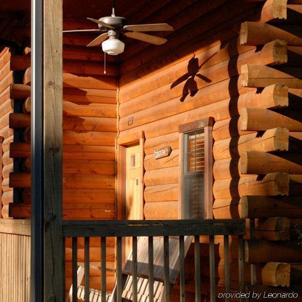 Cabins At Grand Mountain By Thousand Hills Resort Бренсън Удобства снимка